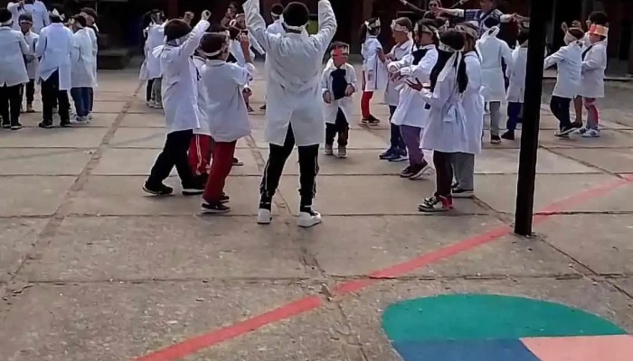 Escuela 63 -  Videos - Minas