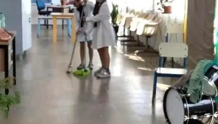 Escuela 80 Castillos - Castillos