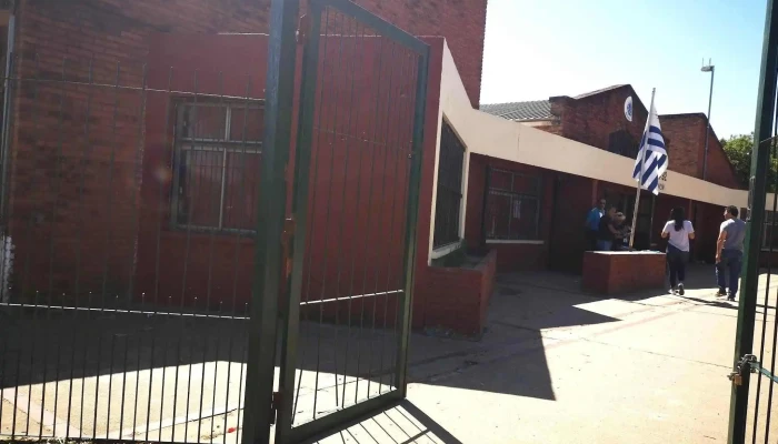 Escuela 92 -  Edificio - Salto