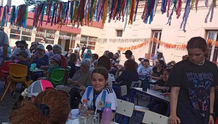 Escuela Belgica No36 Donde - Montevideo