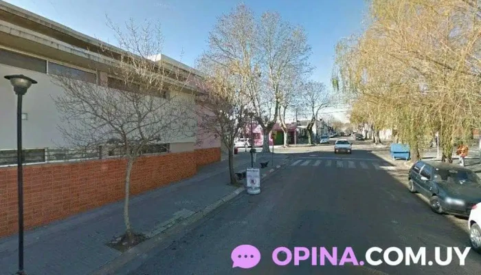 Escuela de Educación Natural - Las Piedras