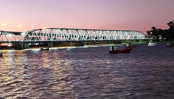 Escuela De Nautica Y Canotaje Santiago Vazquez Comentario 4 - Santiago Vázquez