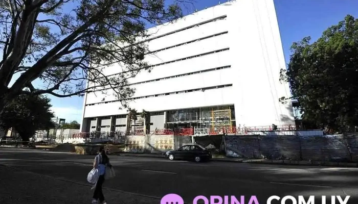 Escuela De Parteras -  Cerca De Mi - Montevideo