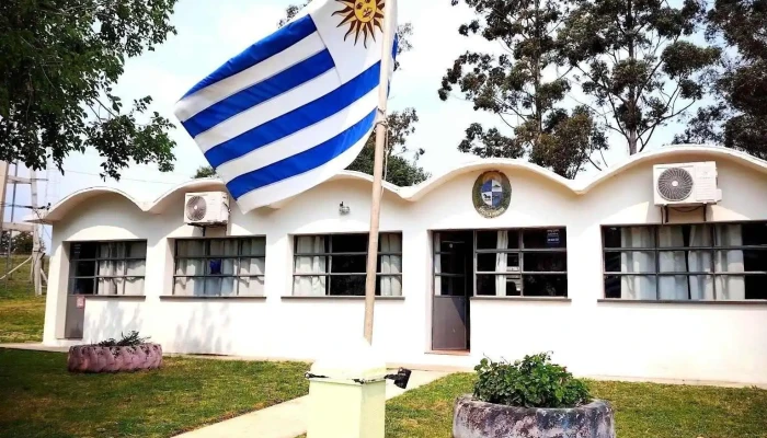 Escuela Deg 27 Cerca De Mi - Mercedes