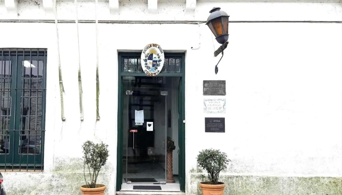 Escuela Del Hogar -  Zona - Col. del Sacramento