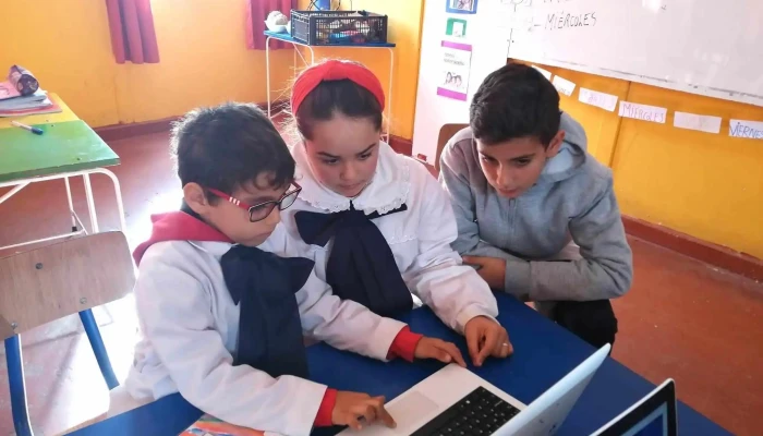 Escuela N 150 -  Aula - Tala