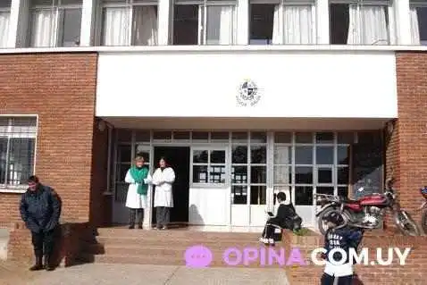 Escuela N 372 Y No 373 Cerca De Mi - Montevideo