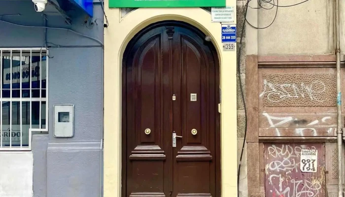 Escuela Nacional De Enfermeria Edificio - Montevideo