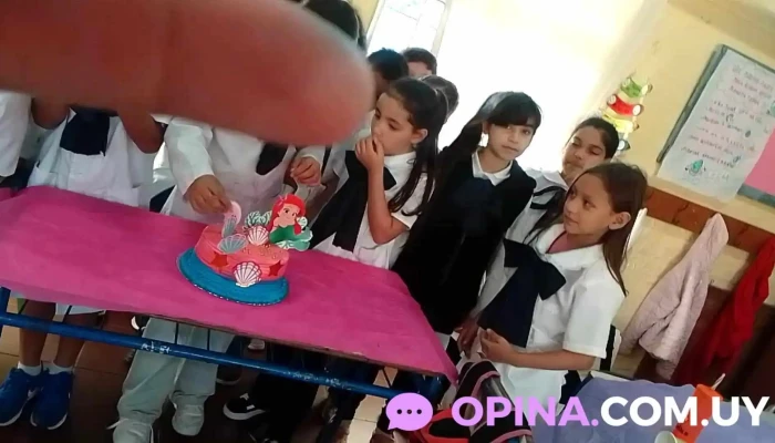 Escuela Ndeg 54   Eneida Texeira De Basaldua Videos - Artigas