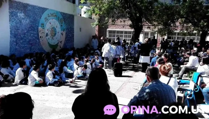Escuela Ndeg14 Jose De San Martin   Escuela No 27 Dr Eduardo Acevedo Videos - Montevideo