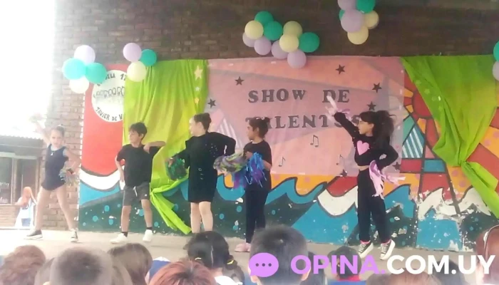 Escuela Ndeg172 Javier De Viana Videos - Las Piedras