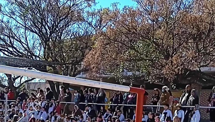 Escuela Ndeg8 Republica Argentina Rivera - Rivera