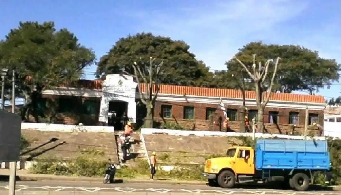 Escuela No 9   Cristobal Colon Comentarios - Rivera