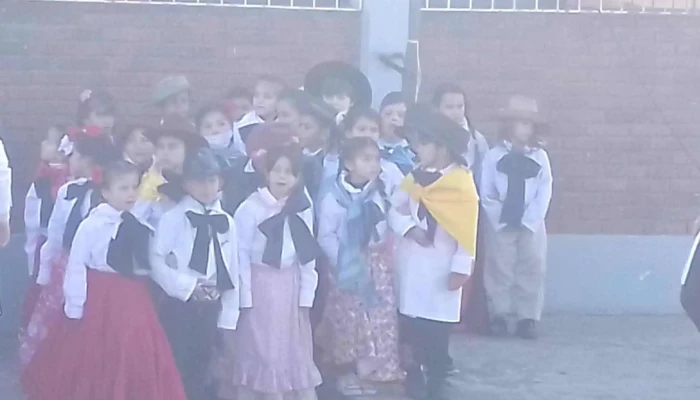 Escuela Numero 41 De Castillos Rocha Uruguay -  Comentario 1 - Castillos