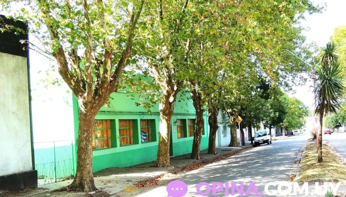 Escuela N° 4 - Francisco Sastre