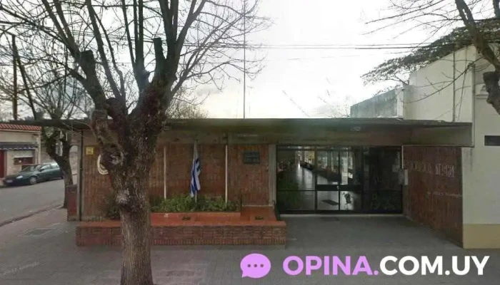 Escuela N° 92, Plácido Laguna - Carmelo