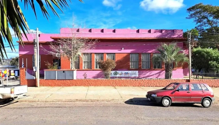 Escuela N°10 - Minas