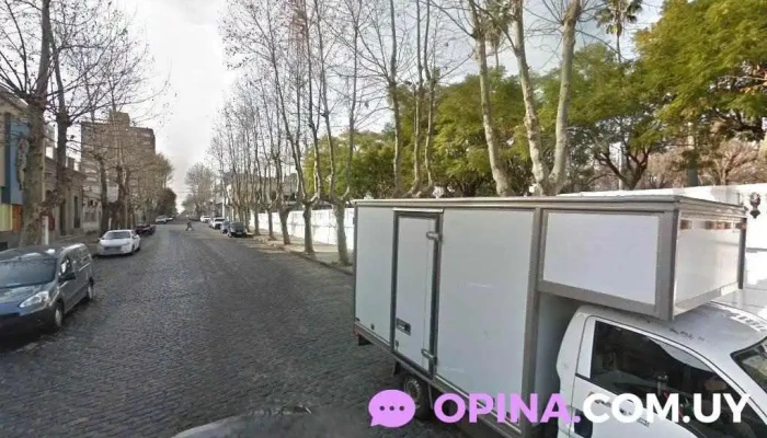 Escuela Publica 2 - Col. Del Sacramento