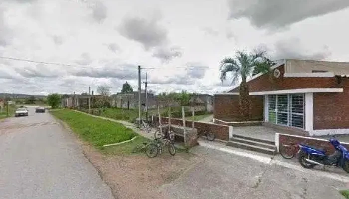 Escuela Publica Aigua Como Llegardeg - Aigu&aacute;