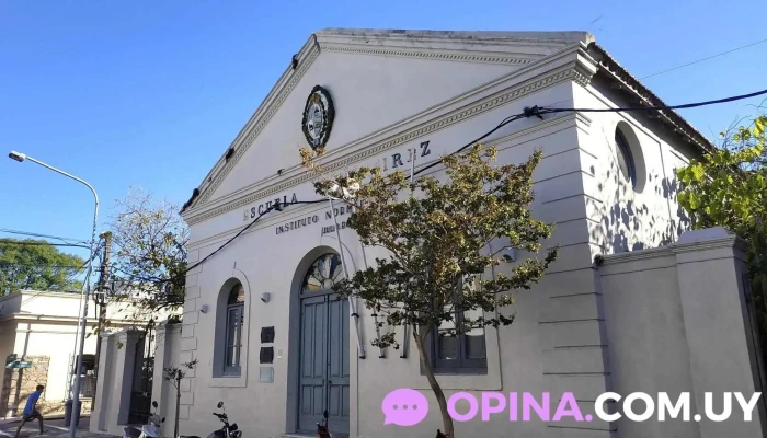 Escuela Ramírez - Maldonado