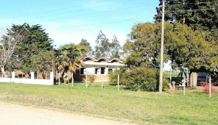 Escuela Rural Nº 12 Costas del Rosario - Departamento De Colonia