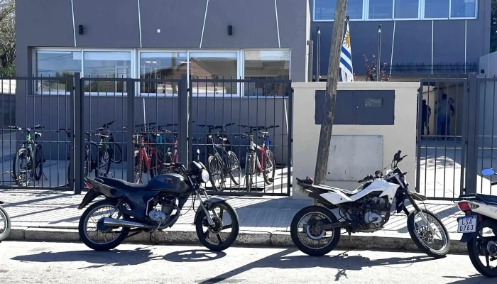 Escuela Tecnica Juan J Greising Direccion - Nueva Helvecia