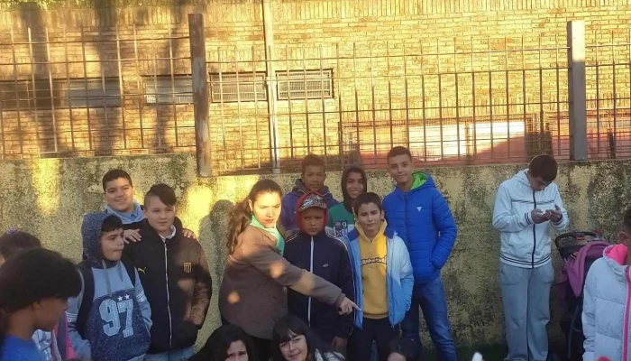 Escuelas Ndeg 168 Rumania Y Ndeg 336 Promocion - Montevideo