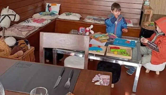 Espacio Gastronomico Del Club Aleman De Remo Todas - Santiago Vázquez