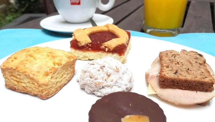 Espacio Laberinto -  Cafe Cafe - Montevideo