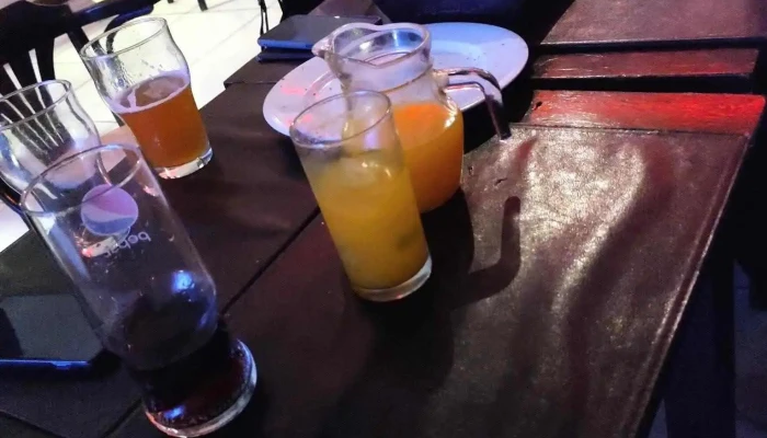 Espacio Sarmiento -  Comidas Y Bebidas - Montevideo