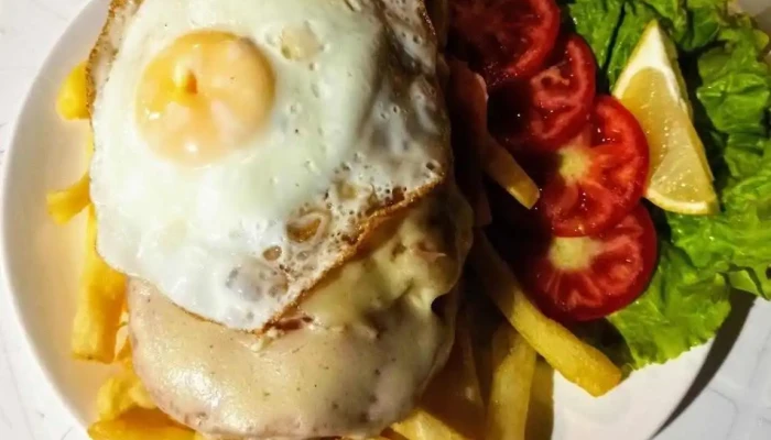 Esquina 22 -  Comida Y Bebida - Bella Uni&oacute;n