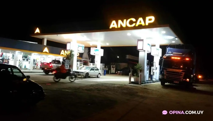 Estacion Panamericana Ancap Estacion De Servicio - Sarandí Grande