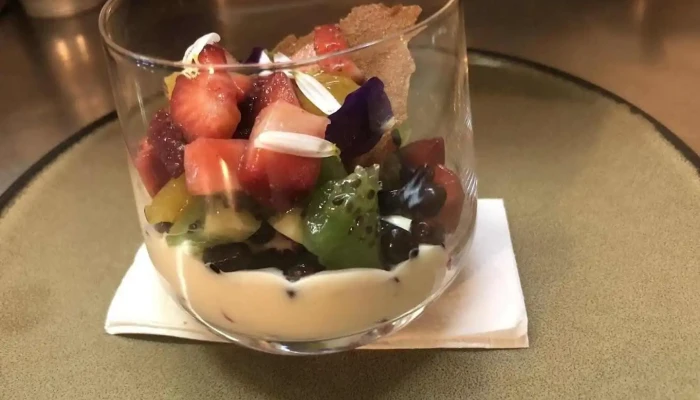 Estrecho Comida Y Bebida - Montevideo