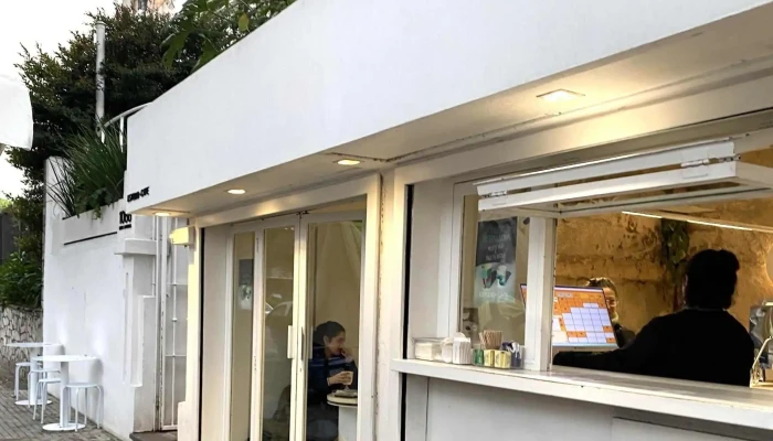 Estudio Cafe Comentario 1 - Montevideo