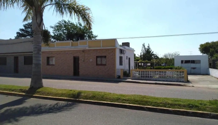 Ex casa Familia Rey Iroldi - 20500 Aiguá