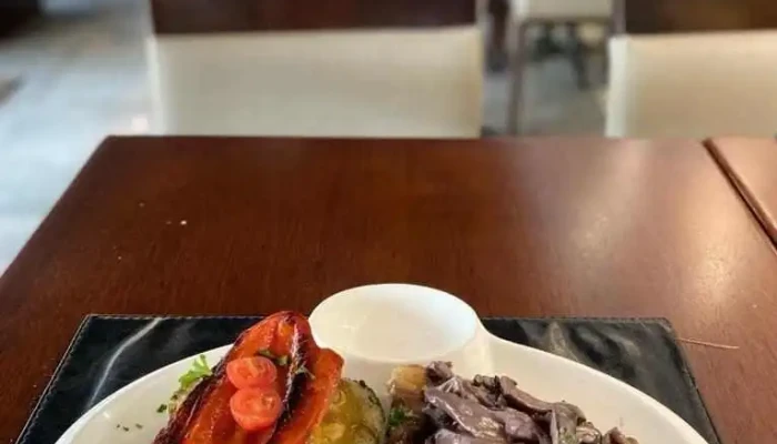 Expreso Pocitos -  Comida Y Bebida - Montevideo