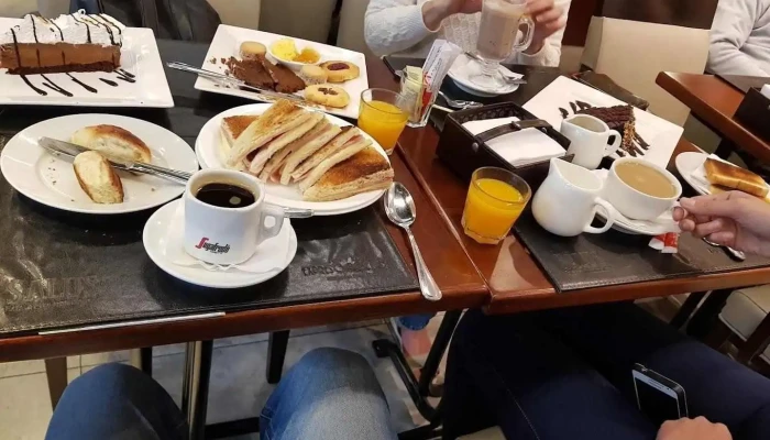 Expreso Pocitos -  Jugo - Montevideo