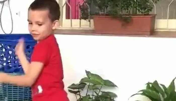 Fabrica De Pastas Veneto Videos - Juan L. Lacaze