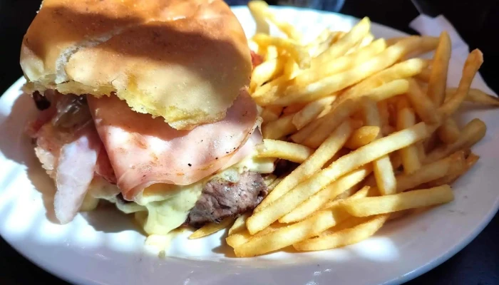 Fans Cafe Hamburguesa - Montevideo