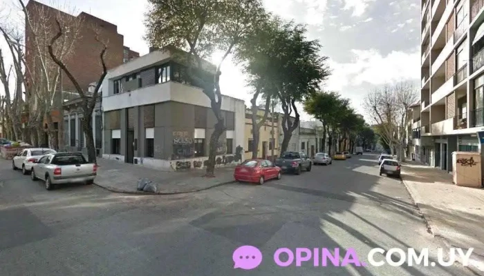 Farmacia Dover - 11200 Montevideo