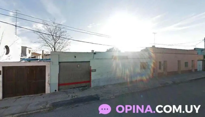 Farmacia Ferrocarril - 60000 Paysandú