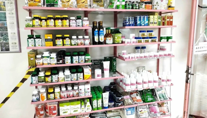 Farmácia Naturalíssima - 528 - Centro