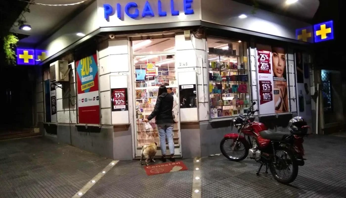 Farmacia Pigalle suc. Massone - Blvr. 26 De Marzo Esq