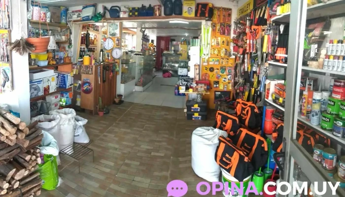 Ferretería Centenario - 45000 Tacuarembó