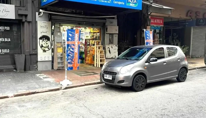Ferreteria y Barraca Titán - Montevideo