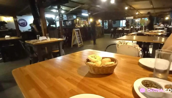 Florida 898 Cafe Bistro Comida Y Bebida - Maldonado