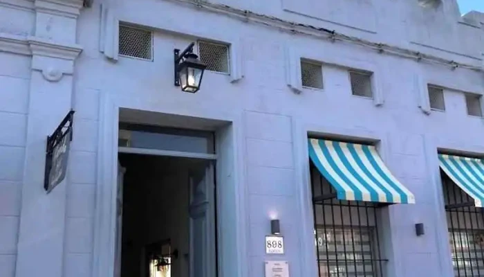 Florida 898 Cafe Bistro Del Propietario - Maldonado