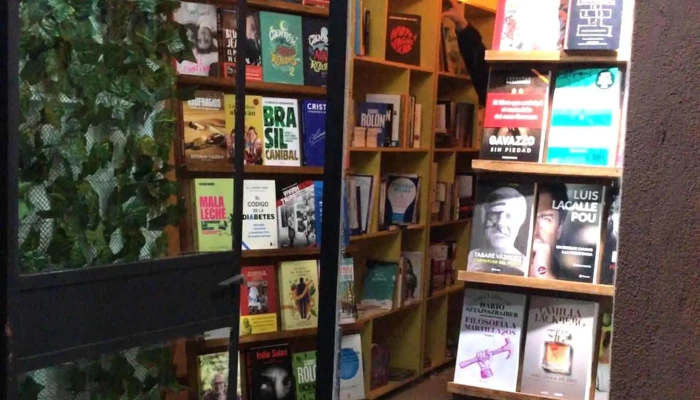 Florida Tienda De Libros -  Direccion - Florida