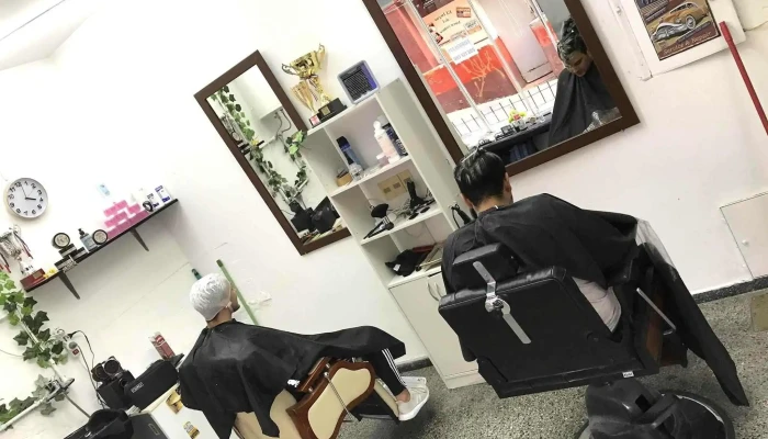 Fm Salón Masculino - 11700 Montevideo