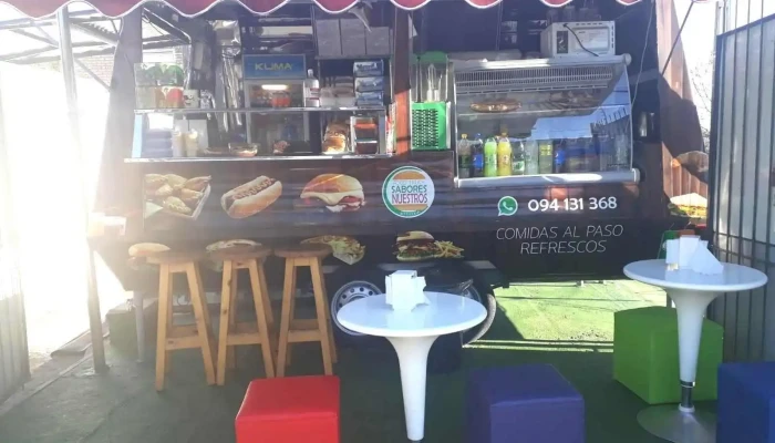Food Truck Y Rotiseria Sabores Nuestros Ambiente - Montevideo